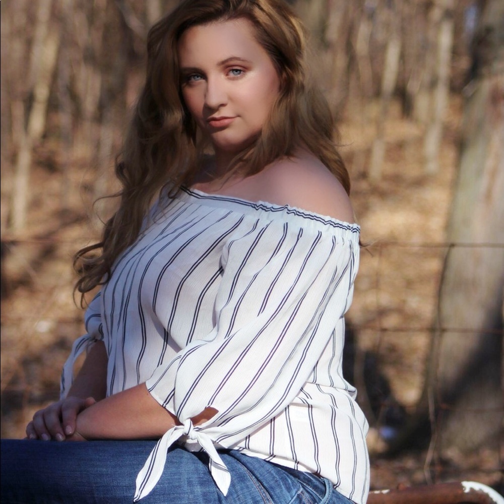 Meet your Posher, Eleni